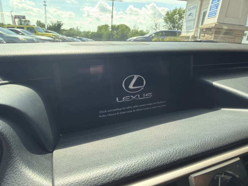 2017 Lexus IS 300