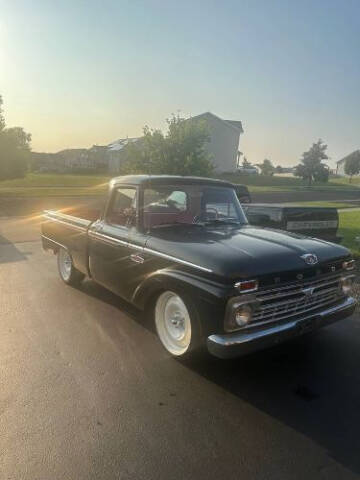 1965 Ford F-100