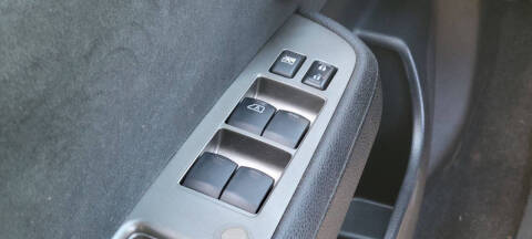 2011 Nissan Versa 1.8 S