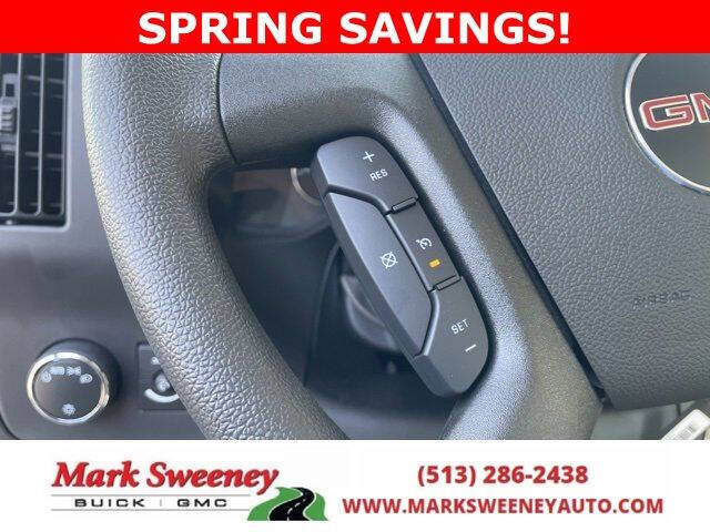 2025 GMC Savana 2500