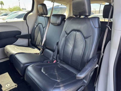 2018 Chrysler Pacifica Touring L Plus
