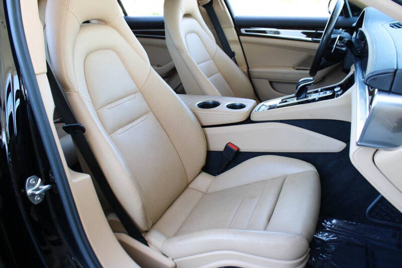 2021 Porsche Panamera