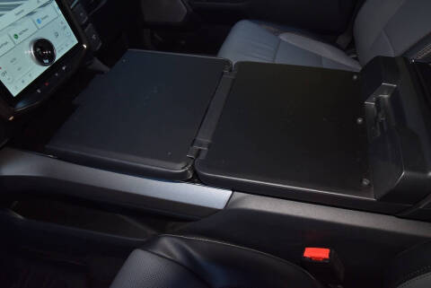 2023 Ford F-150 Lightning Lariat