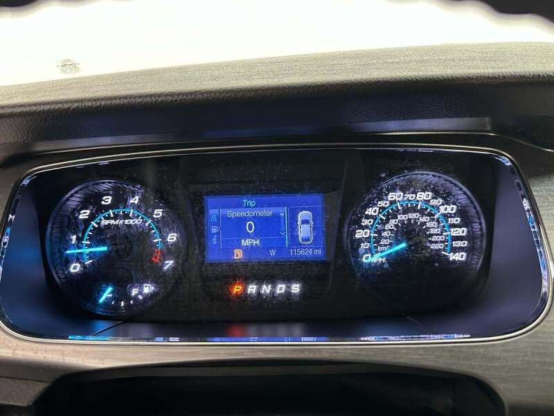 2017 Ford Taurus SEL