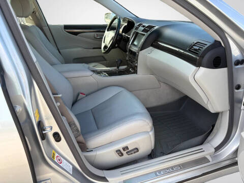 2007 Lexus LS 460