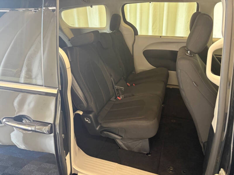 2018 Chrysler Pacifica Touring Plus