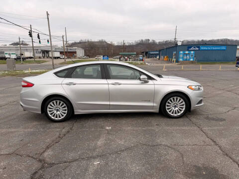 2016 Ford Fusion Hybrid SE