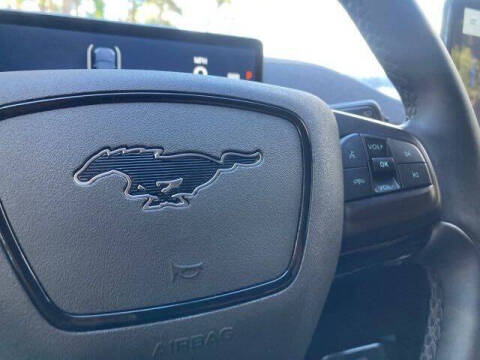 2024 Ford Mustang Mach-E Select