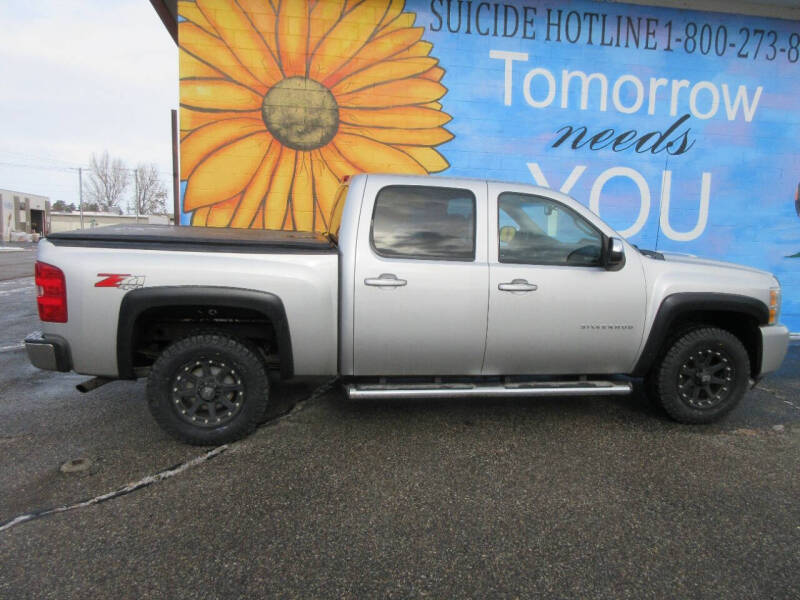 2011 Chevrolet Silverado 1500 LTZ photo 11