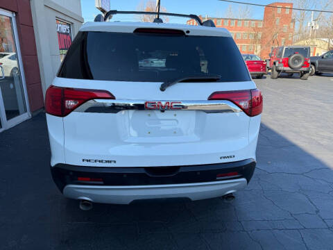 2019 GMC Acadia SLE-2