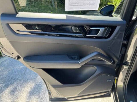 2023 Porsche Cayenne