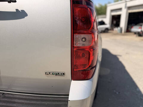 2011 Chevrolet Suburban LT