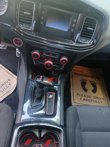 2017 Dodge Charger SE