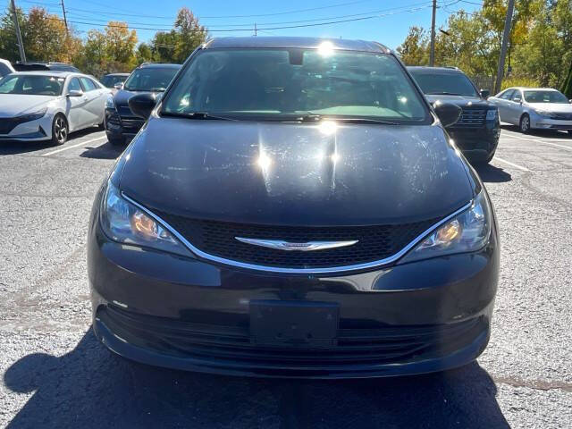 2017 Chrysler Pacifica LX