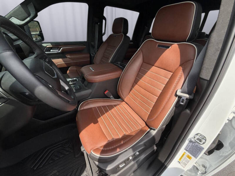 2025 GMC Sierra 3500HD
