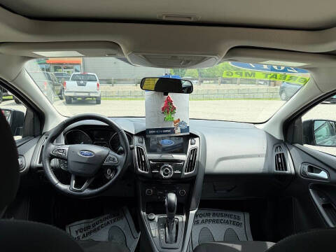 2017 Ford Focus SEL