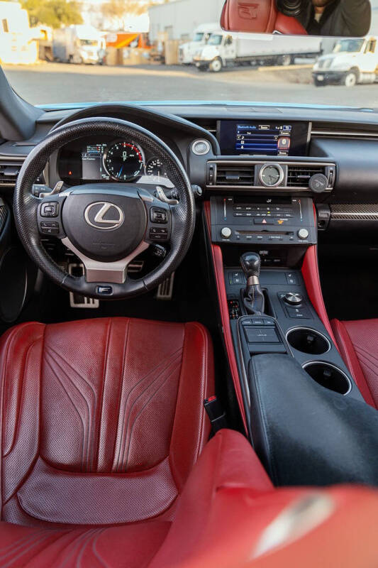 2017 Lexus RC F