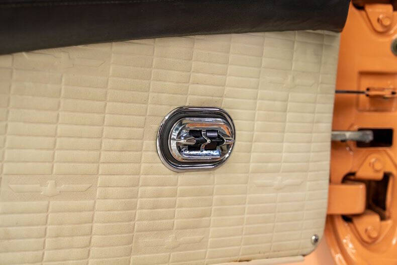 1957 Ford Thunderbird