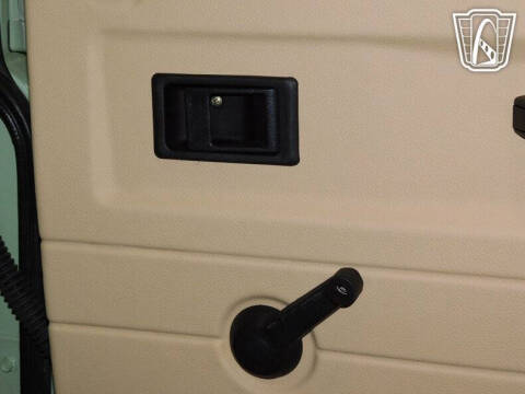 1987 Land Rover Defender