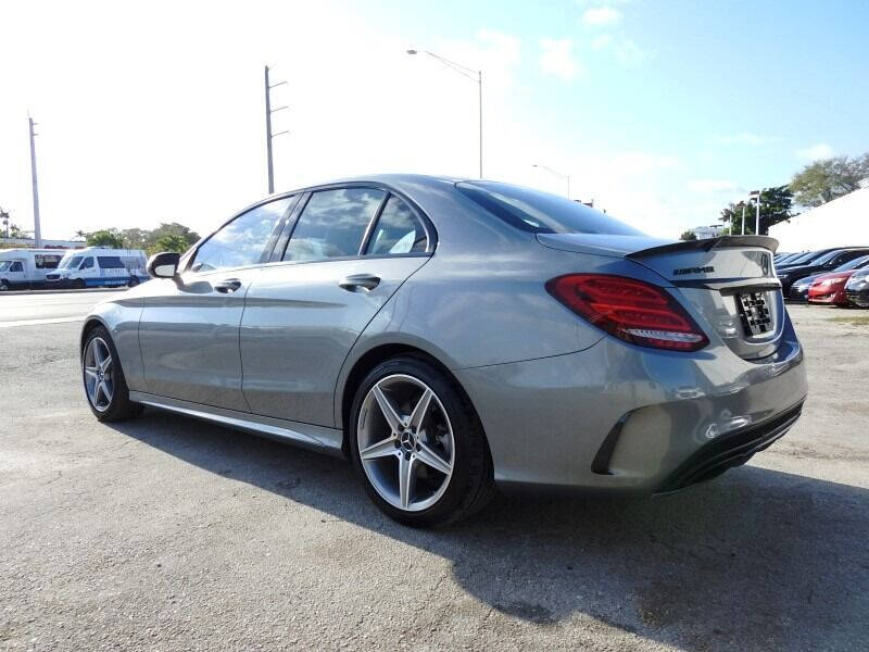 2016 Mercedes-Benz C-Class  - $19,000