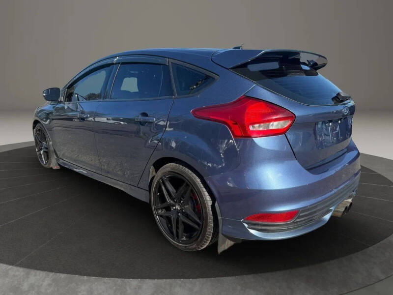 2018 Ford Focus ST