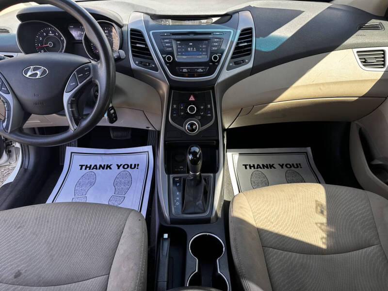 2016 Hyundai Elantra