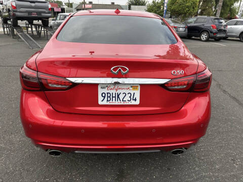 2022 Infiniti Q50 Luxe