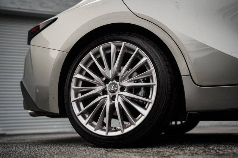 2023 Lexus IS 300