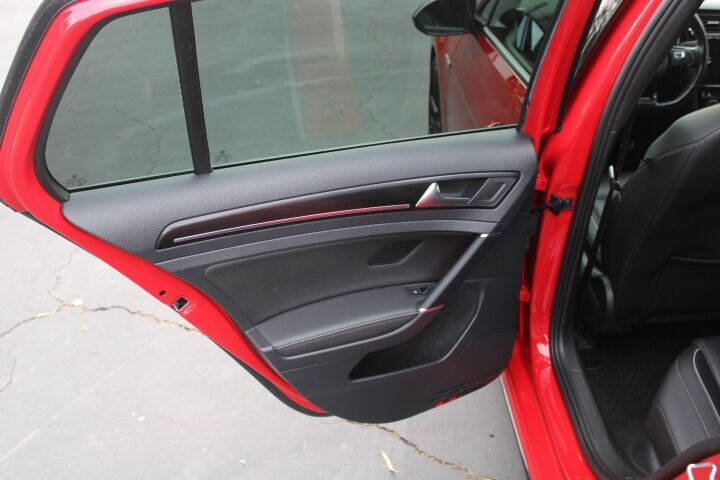 2019 Volkswagen Golf R 4Motion