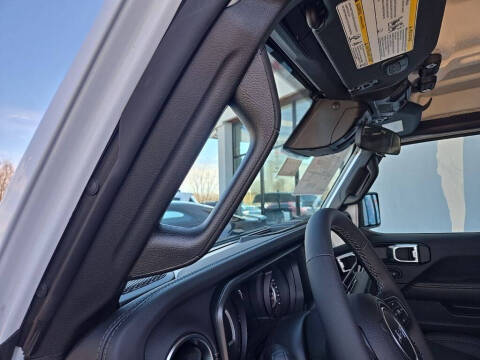 2026 Jeep Gladiator Sahara