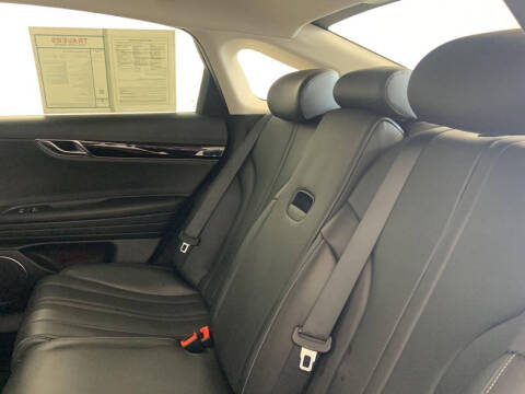 2023 Genesis G80