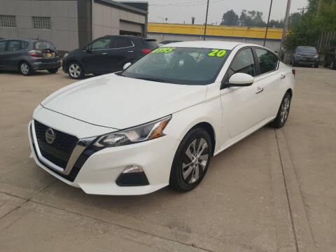 2020 Nissan Altima for sale at GS AUTO SALES INC in Milwaukee WI