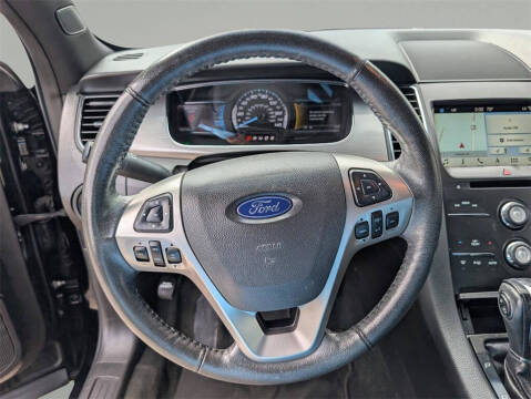 2017 Ford Taurus SEL