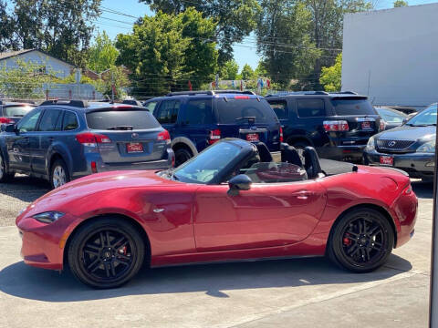 2016 Mazda MX-5 Miata Sport