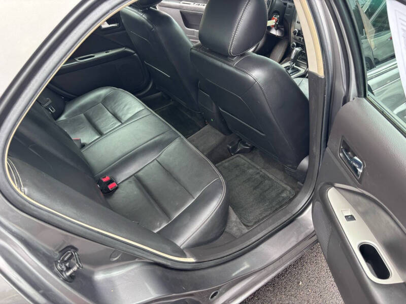 2012 Ford Fusion SEL