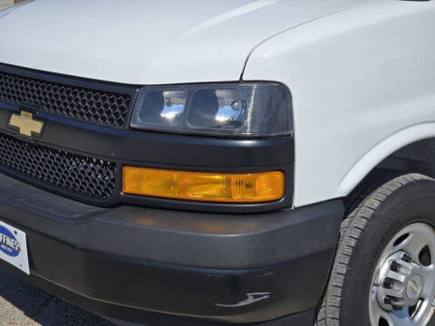 2021 Chevrolet Express 2500