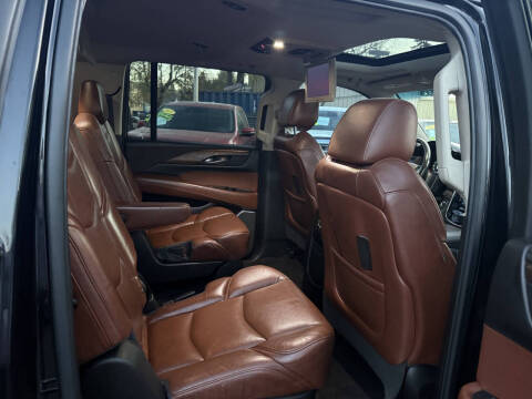 2017 Cadillac Escalade ESV Premium Luxury