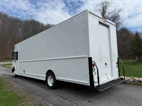 2017 Freightliner MT55 Chassis