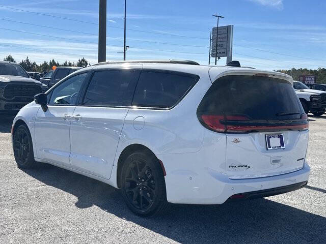 2024 Chrysler Pacifica Limited