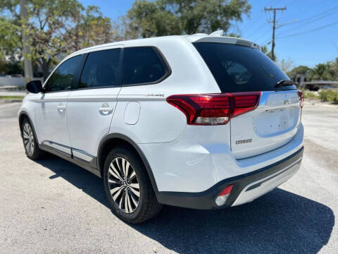 2019 Mitsubishi Outlander ES