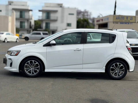 2017 Chevrolet Sonic LT Auto