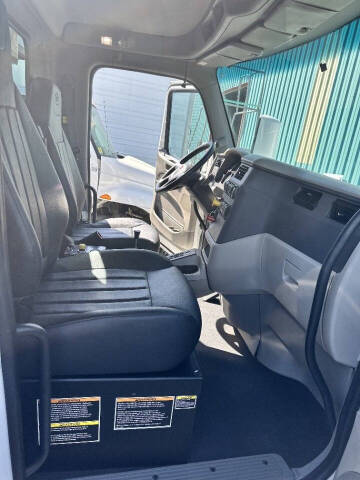 2021 Peterbilt 567