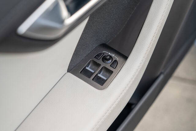 2014 Jaguar F-TYPE 22