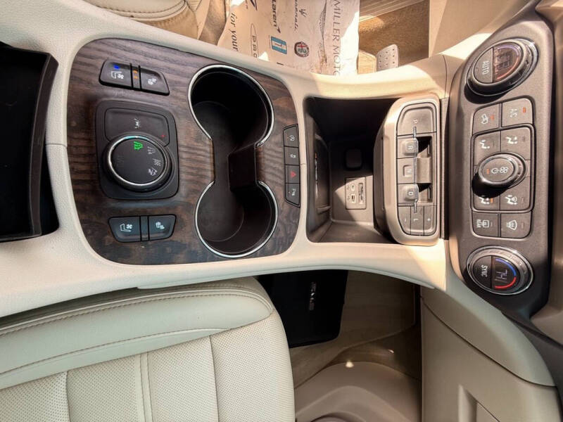 2021 GMC Acadia Denali