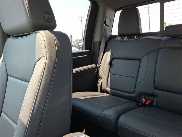 2025 GMC Sierra 2500HD