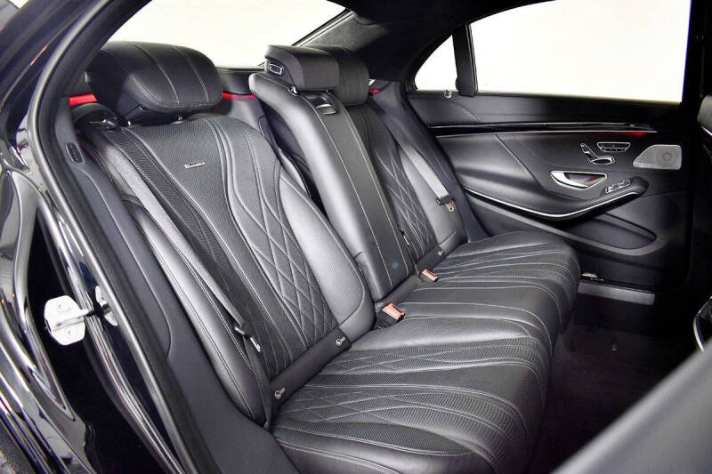 2017 Mercedes-Benz S-Class AMG S 63