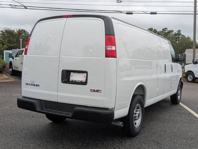 2025 GMC Savana 2500