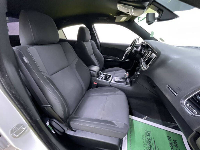 2019 Dodge Charger SXT