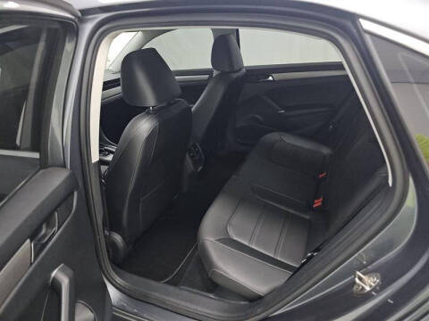 2022 Volkswagen Passat SE