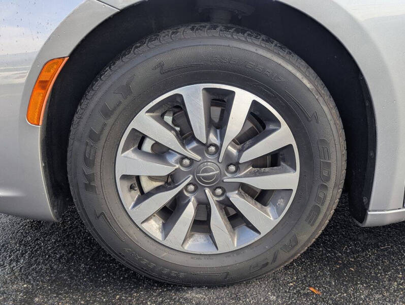 2021 Chrysler Pacifica Touring L